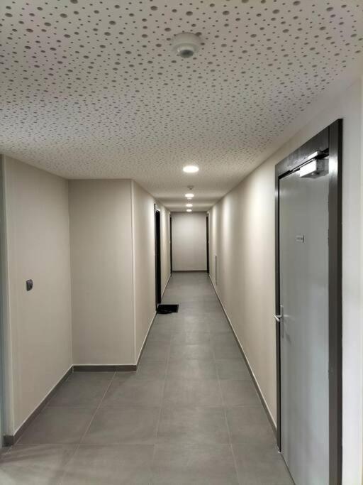 Appartement F2 De Haut Standing En Hypercentre Avec Jardin Prive A 270 M De La Gare De Mantes ! Exterior foto
